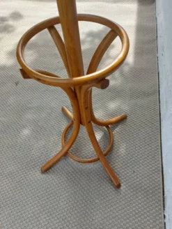 portemanteau perroquet, bois massif