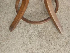 Portemanteau perroquet bois massif, style baumann