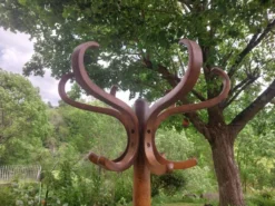 Portemanteau perroquet bois massif, style baumann