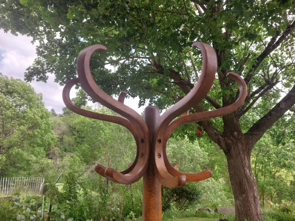 Portemanteau perroquet bois massif, style baumann