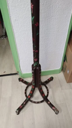 Portemanteau perroquet en bois massif, décor floral peint