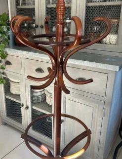 Porte manteau perroquet en bois courbé tête pivotante - style Thonet