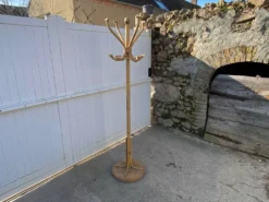 Portemanteau perroquet en rotin 1970