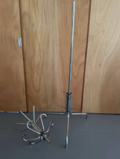 Portemanteau perroquet métal chromé