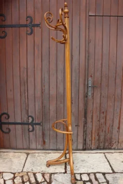 Portemanteau perroquet mural en demi style Thonet, 1900