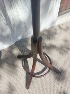 portemanteau perroquet, teinte bois foncée