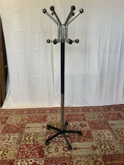 Porte-manteau perroquet vintage en métal chromé et noir