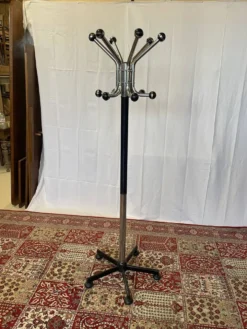Porte-manteau perroquet vintage en métal chromé et noir