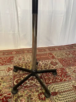 Porte-manteau perroquet vintage en métal chromé et noir