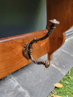 Porte manteau porte chapeau en noyer