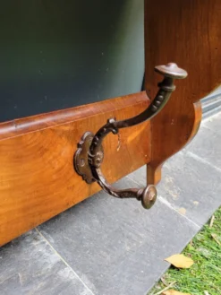 Porte manteau porte chapeau en noyer