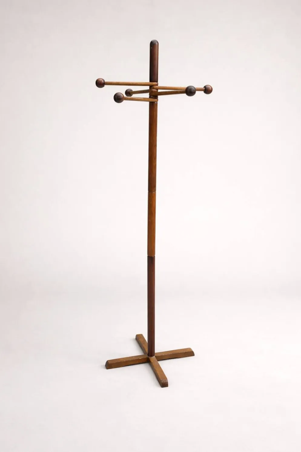 Porte-manteau sculptural en bois – design moderniste années 60