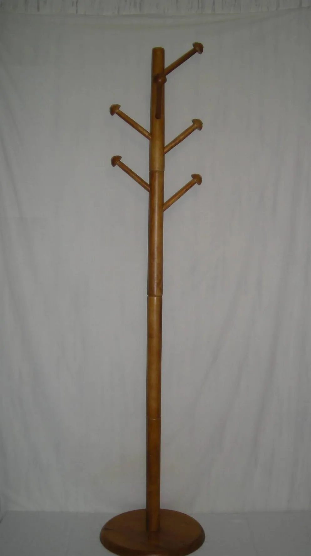 Portemanteau sur pied des années 80