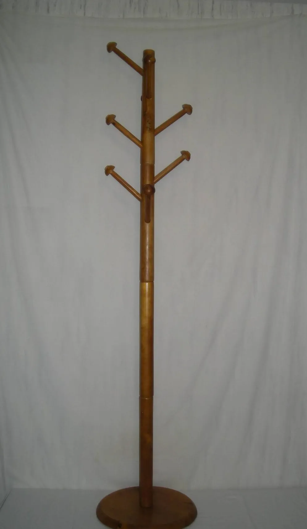 Portemanteau sur pied des années 80