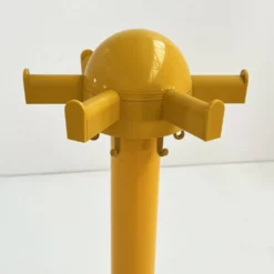 Portemanteau sur pied jaune Modèle 4653 de Kartell, 1970