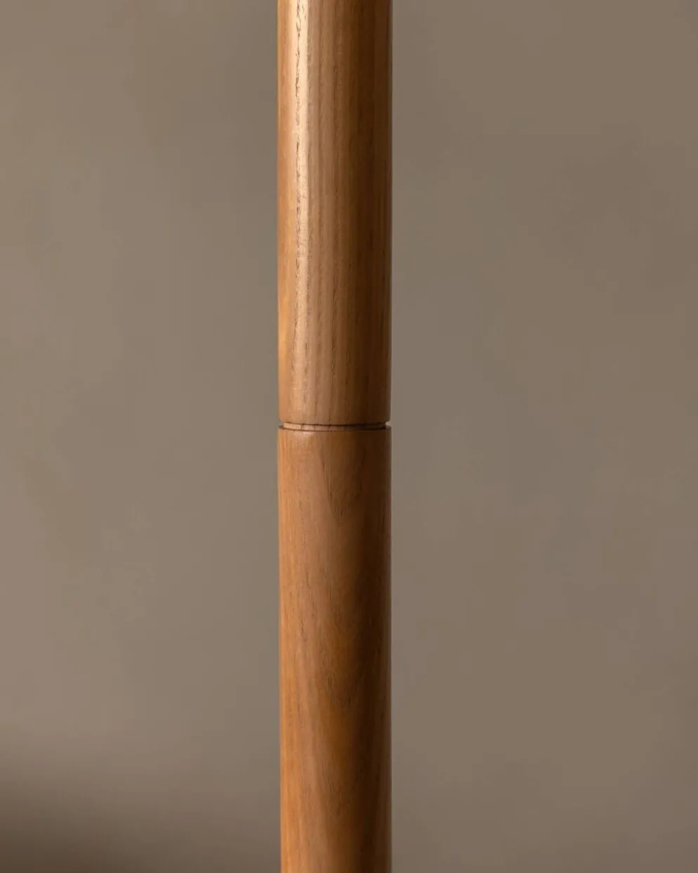 Porte-manteau sur pied vintage par Hank Loewenstein – années 1970