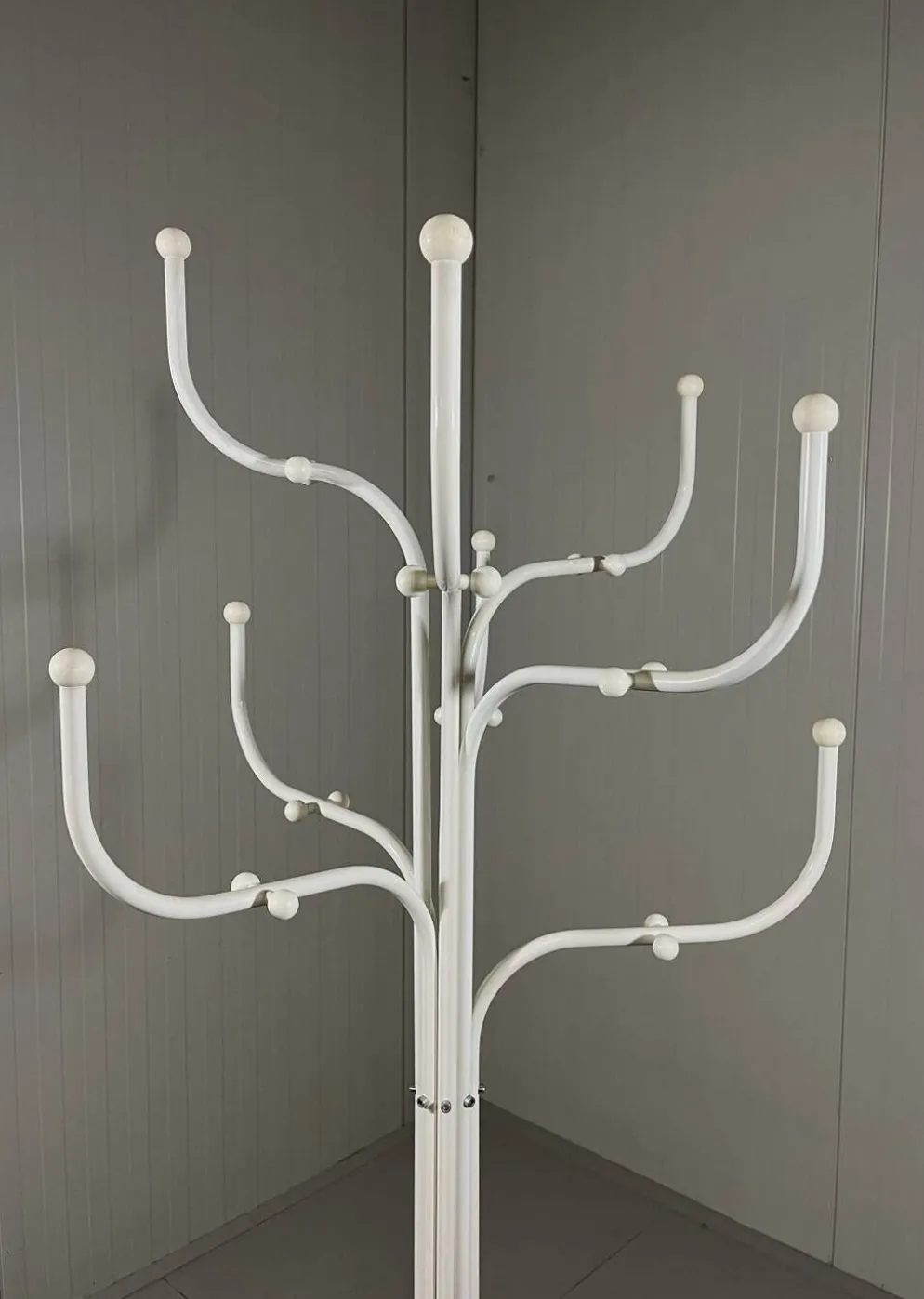 Porte-manteau Tree de Fritz Hansen par Sidse Werner