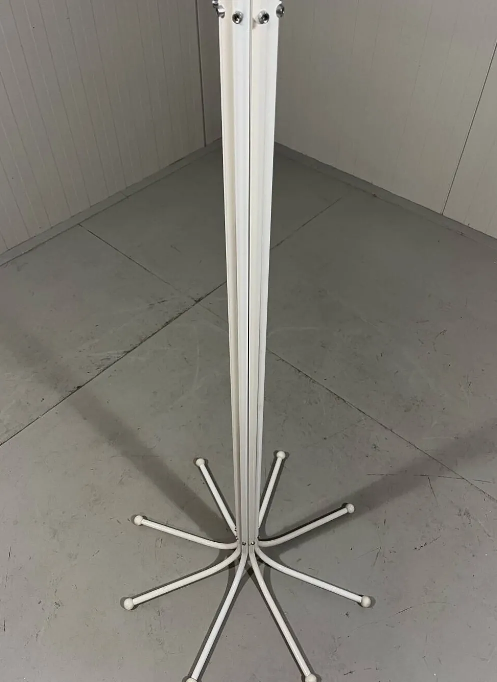 Porte-manteau Tree de Fritz Hansen par Sidse Werner