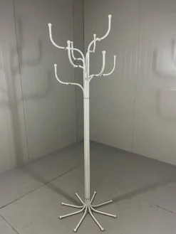 Porte-manteau Tree de Fritz Hansen par Sidse Werner