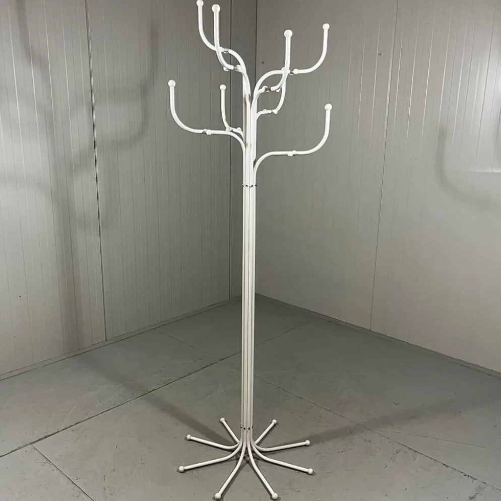 Porte-manteau Tree de Fritz Hansen par Sidse Werner