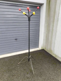 Portemanteau tripode dans le goût de Roger Feraud