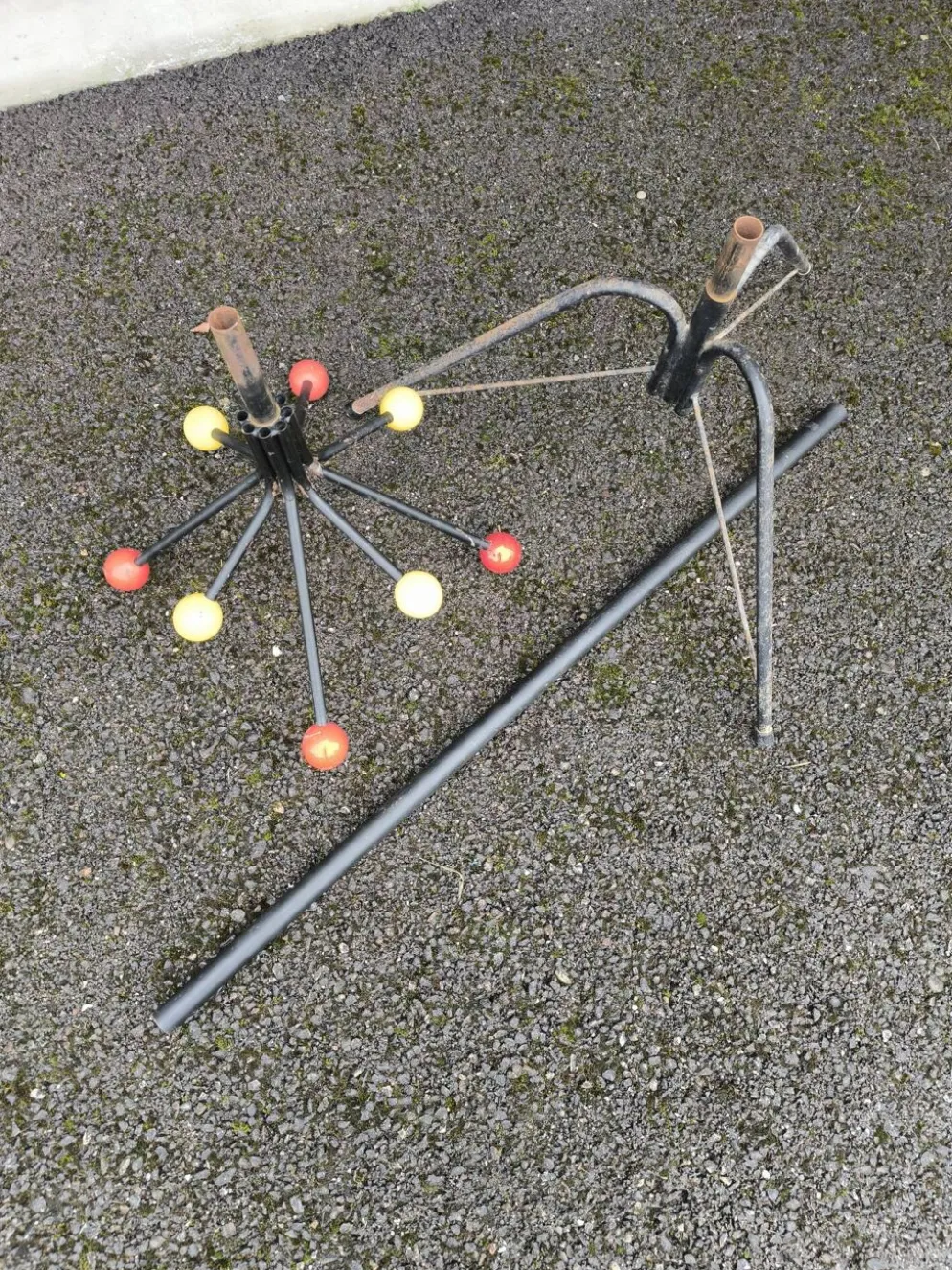 Portemanteau tripode dans le goût de Roger Feraud