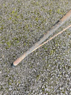 Portemanteau tripode dans le goût de Roger Feraud