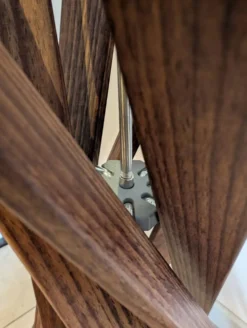 Porte-manteau "Twist" par Burtscher & Bertolini pour Casamania