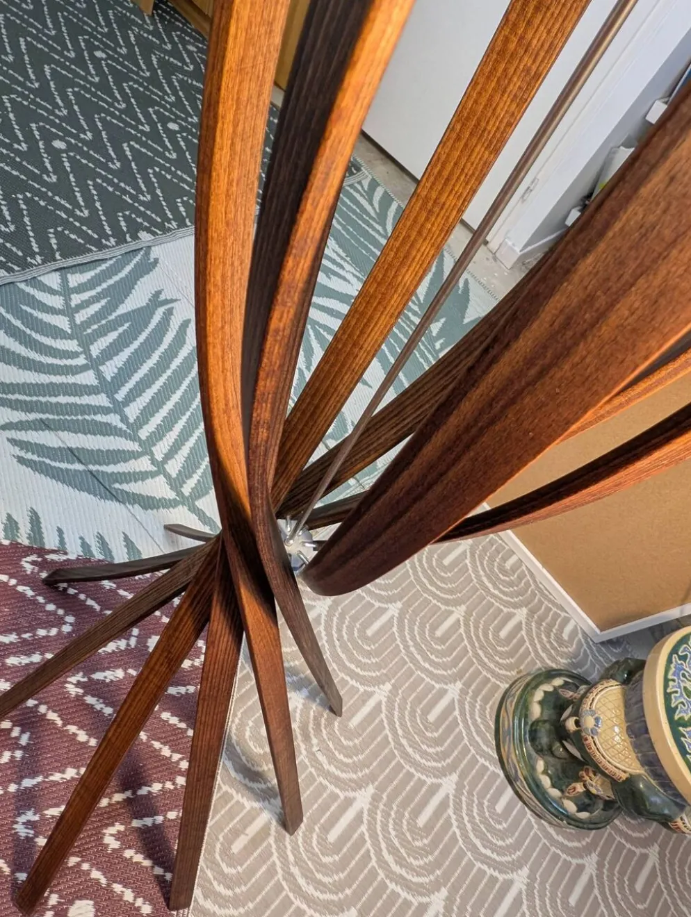 Porte-manteau "Twist" par Burtscher & Bertolini pour Casamania