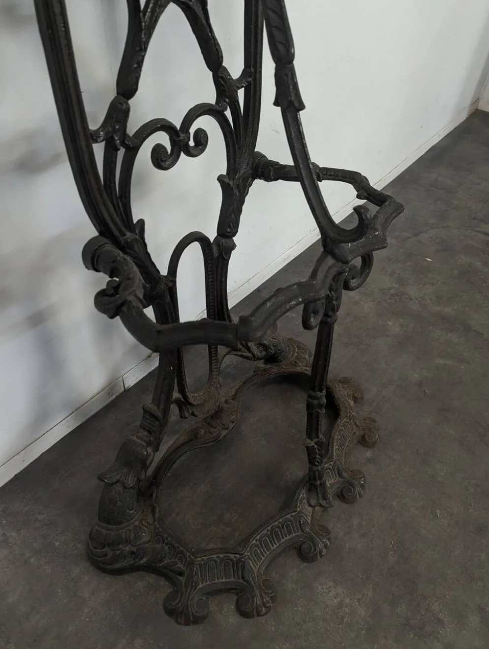 Porte manteau vestiaire en fonte