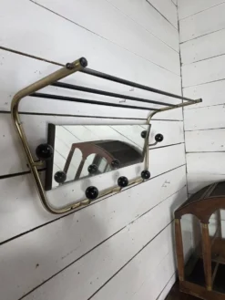 Porte manteau vintage a miroir pivotant des années 60
