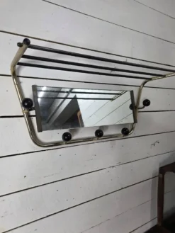 Porte manteau vintage a miroir pivotant des années 60