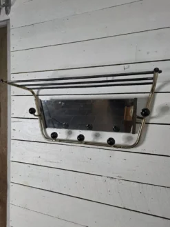 Porte manteau vintage a miroir pivotant des années 60
