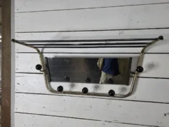 Porte manteau vintage a miroir pivotant des années 60