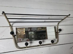Porte manteau vintage a miroir pivotant des années 60