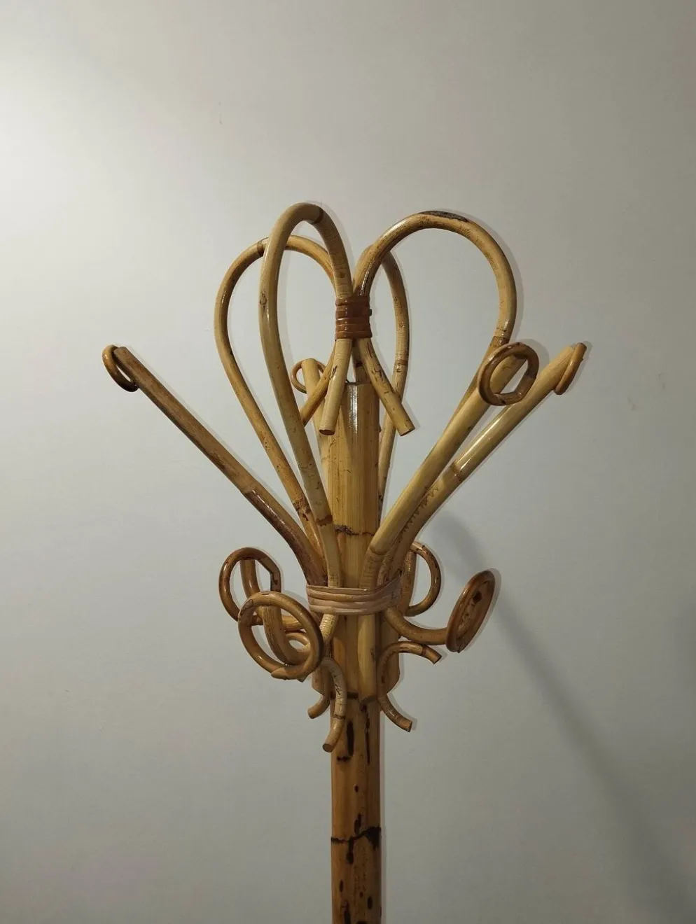 Porte manteau vintage en bambou style Franco Albini