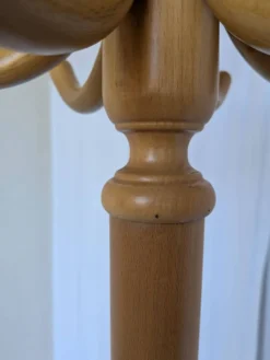 Porte-manteau vintage en bois cintré de style Thonet avec porte-parapluie