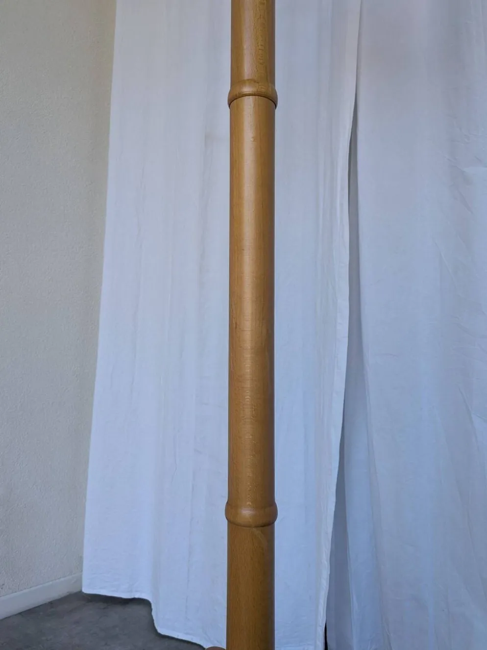 Porte-manteau vintage en bois cintré de style Thonet avec porte-parapluie