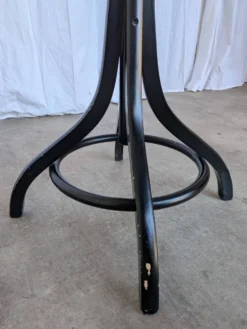 Porte-manteau vintage en bois courbé noir dans le style Thonet / Arbre à hall d'époque mi-siècle