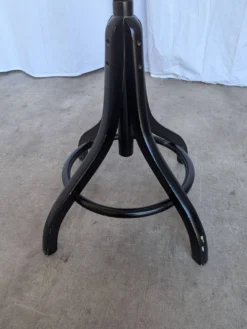 Porte-manteau vintage en bois courbé noir dans le style Thonet / Arbre à hall d'époque mi-siècle
