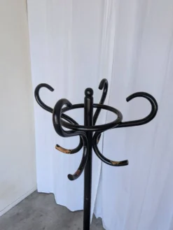 Porte-manteau vintage en bois courbé noir dans le style Thonet / Arbre à hall d'époque mi-siècle