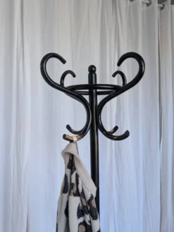 Porte-manteau vintage en bois courbé noir dans le style Thonet / Arbre à hall d'époque mi-siècle