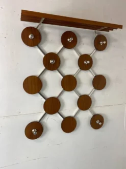 Porte-manteau vintage scandinave du milieu du siècle en teck et en métal, années 1960.