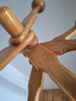 Portemanteau vintage scandinave, meuble patères ancien