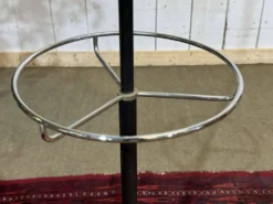 Porte manteaux anglais des années 1970 en métal chromé