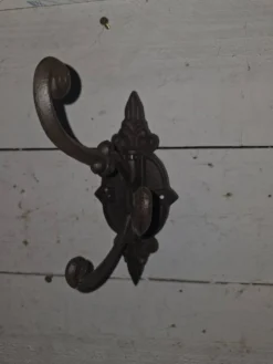Porte manteaux circulaire en fonte
