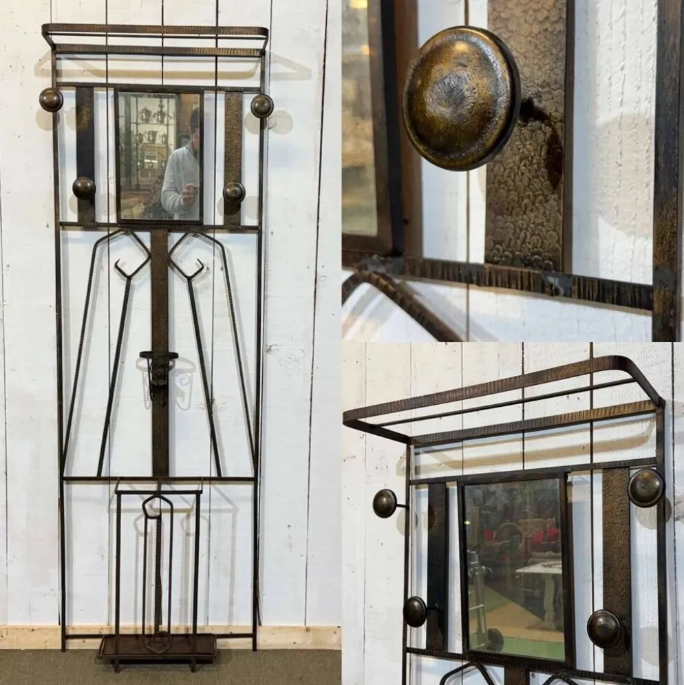 Porte manteaux de style art déco en fer des années 1960