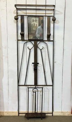 Porte manteaux de style art déco en fer des années 1960