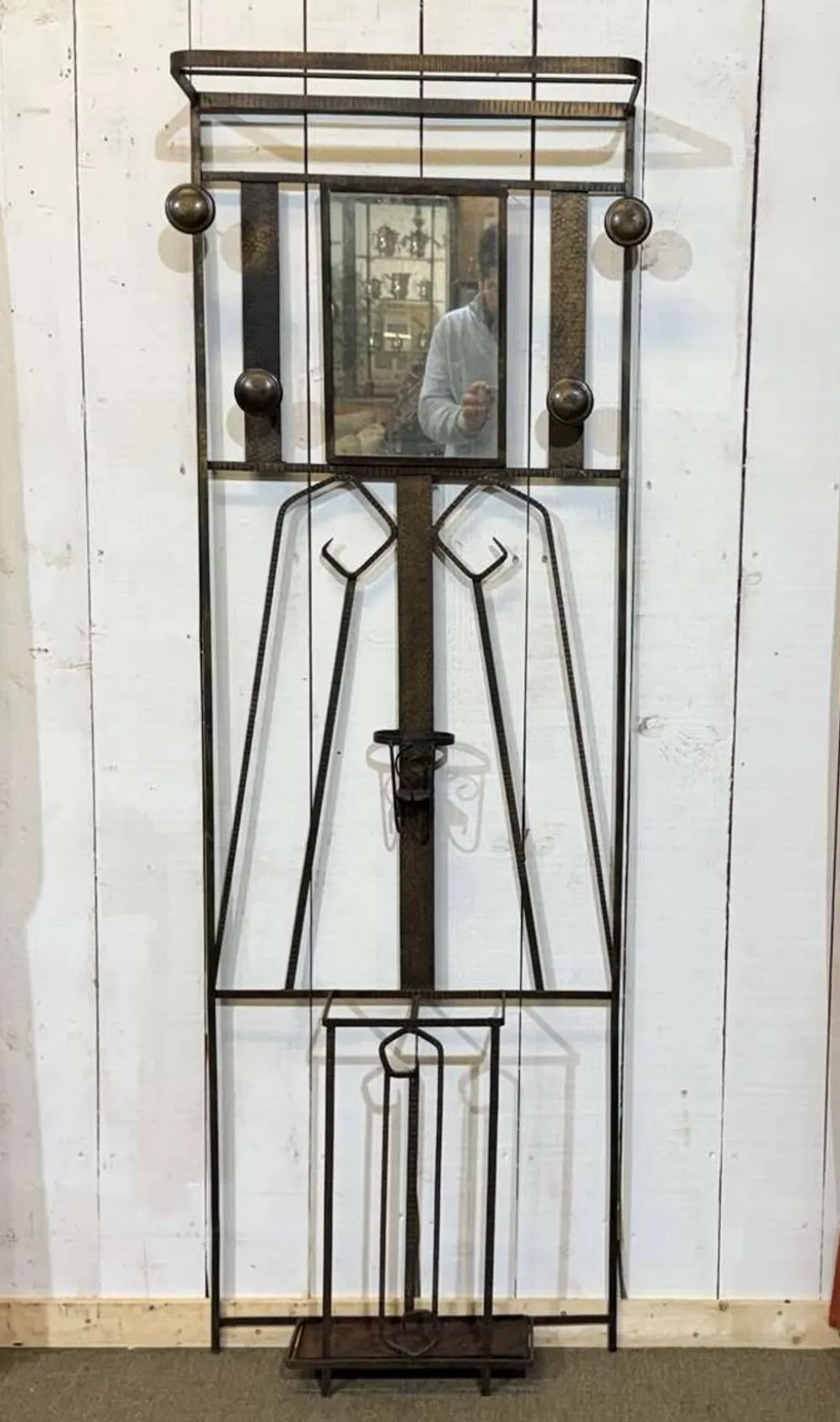 Porte manteaux de style art déco en fer des années 1960