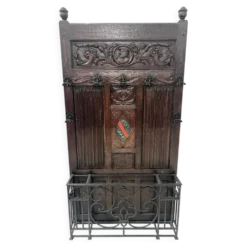 Porte manteaux de style Renaissance en chene massif XIX siècle